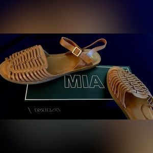 MIA Carlla Huarache Sandal NEVER WORN